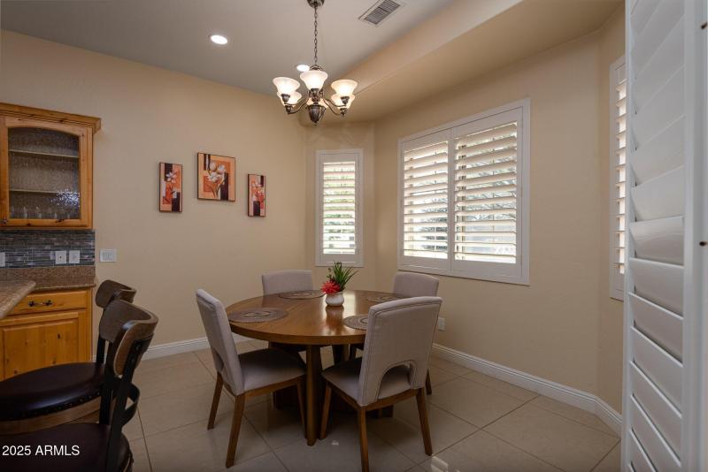 Eat in Kitchen area