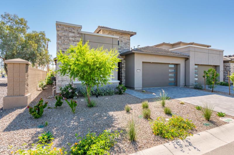 2885 N 164th Dr - High Res-4