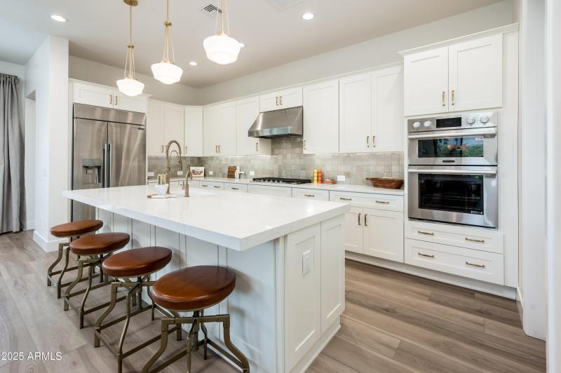 2885 N 164th Dr - High Res-15