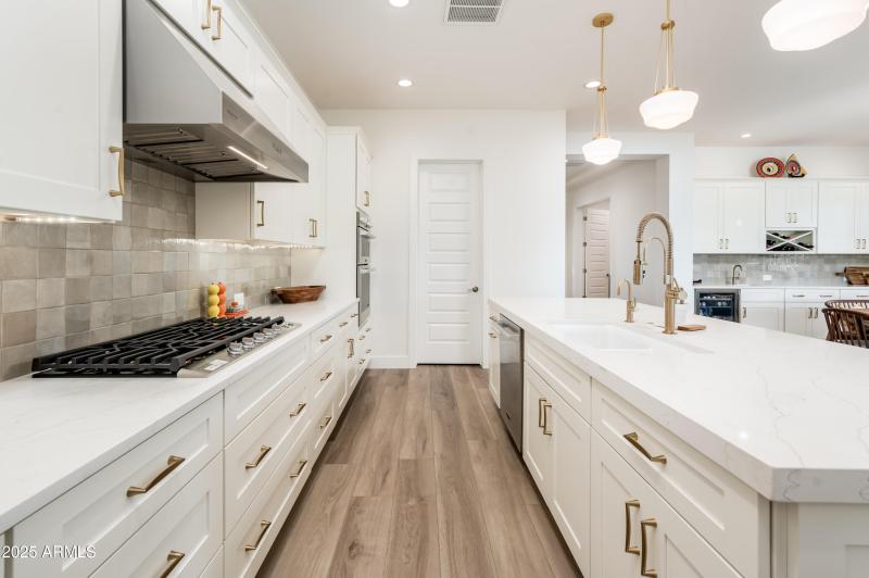 2885 N 164th Dr - High Res-18