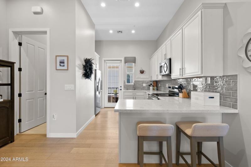 kitchen with bar