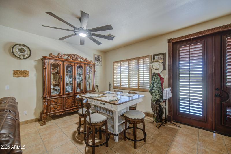 Dining Area 2