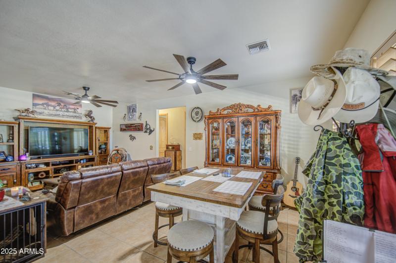 Dining Area 3