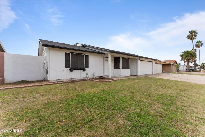 01-001-front-exterior