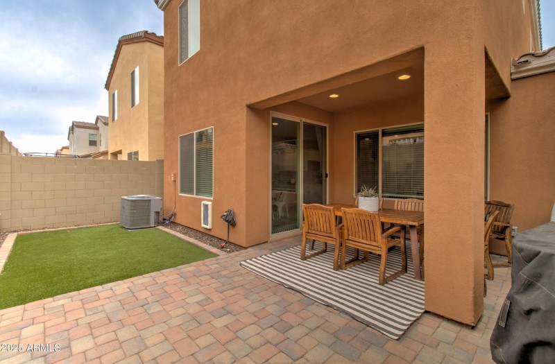 1654 W Redwood Ln -8