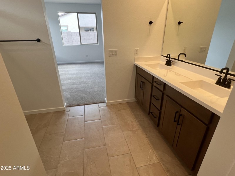 1058 Owners Bath
