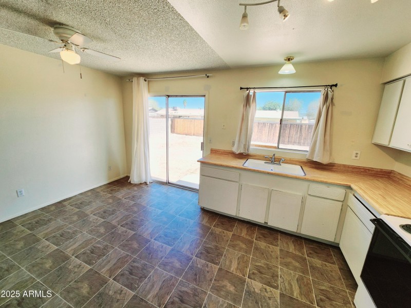 Large Open Kitchen
