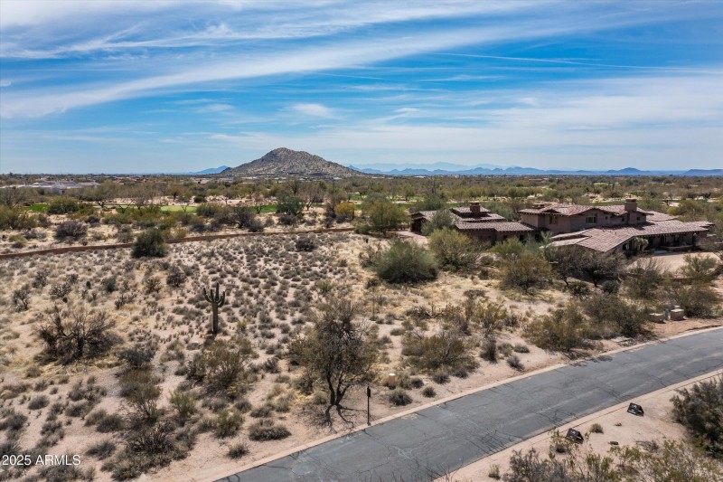 02-8395 E Leaning Rock Road #187 (2 of 2