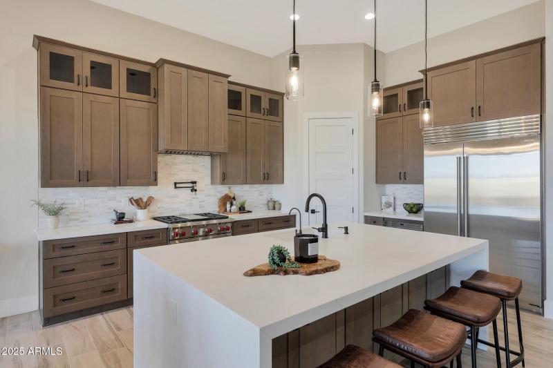 12 Kitchen B2-14
