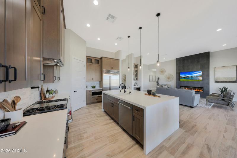 13 Kitchen B2-16