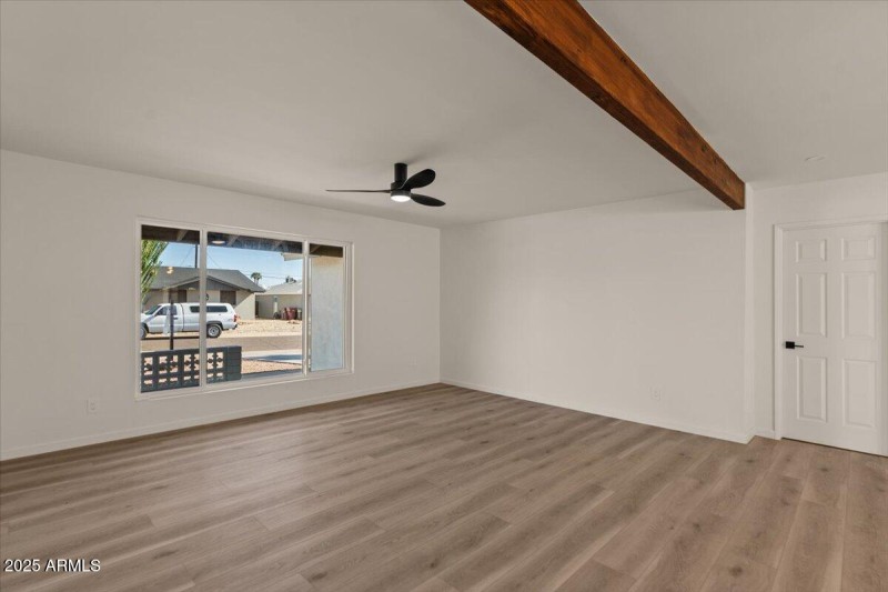 08-Living Room
