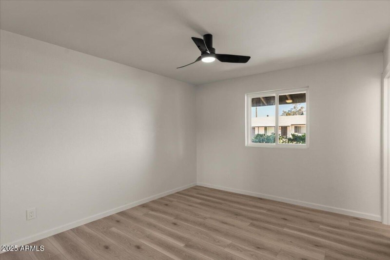 18-Primary bedroom