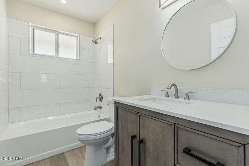 2nd Bathroom