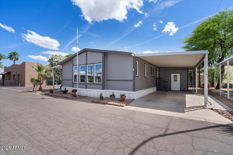 Carport