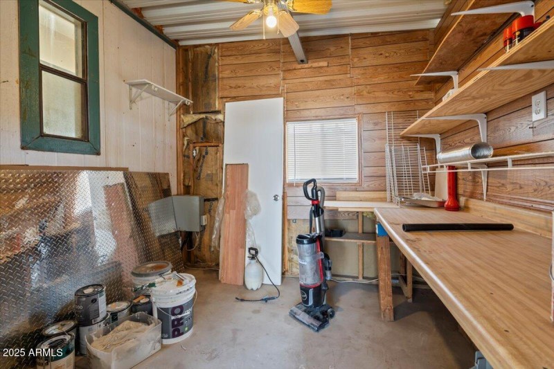 Shed