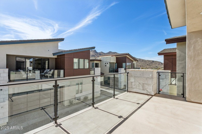 Plan 3 - Front Viewing Deck