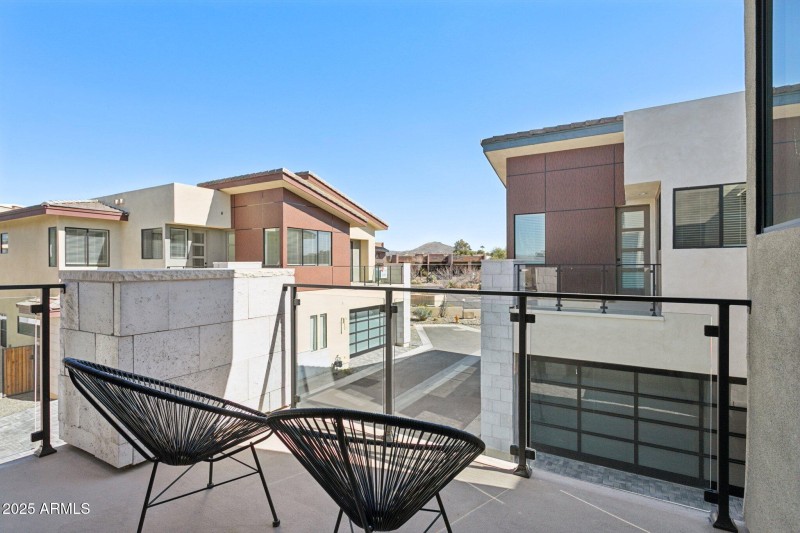 Plan 1 - Front Viewing Deck