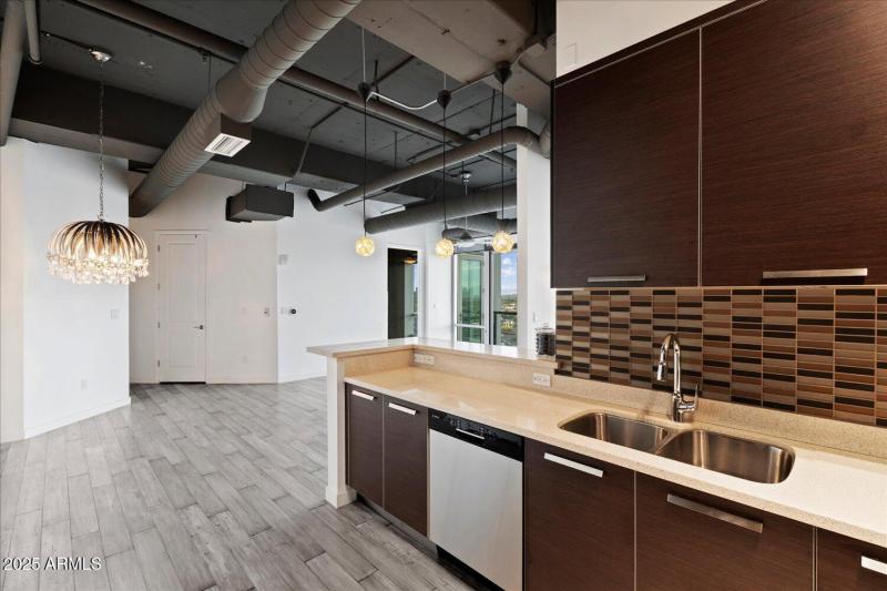 Spacious Kitchen