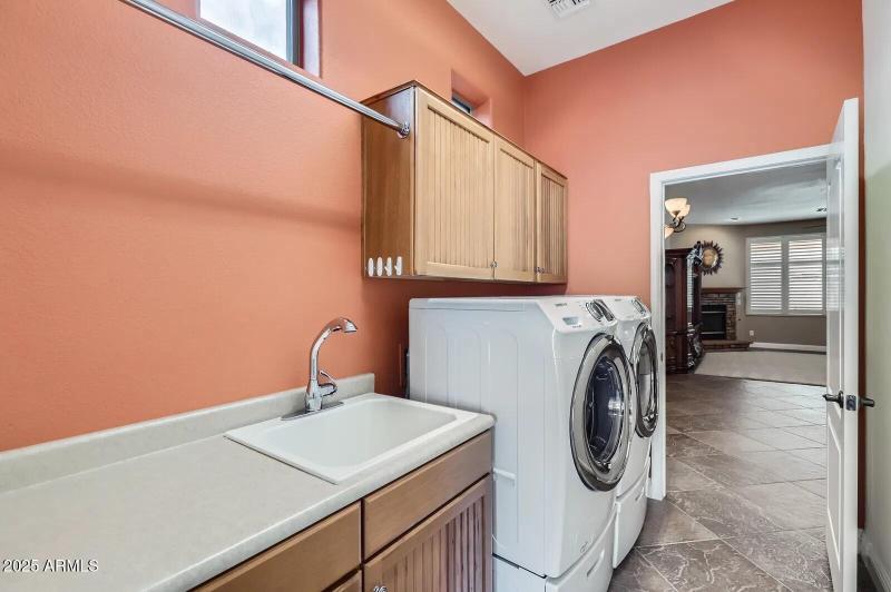 27 Laundry Room