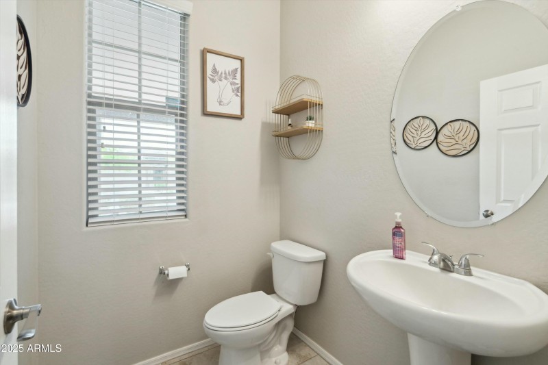 Powder room