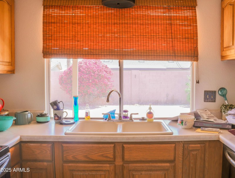 10603 W Ruth Ave-43