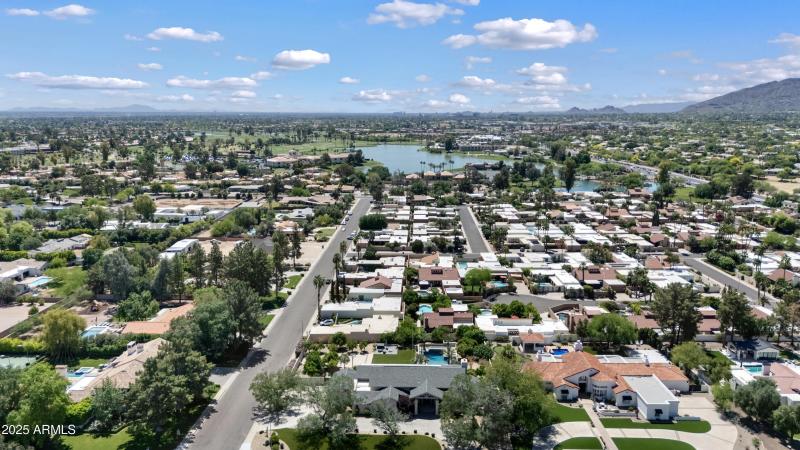 Between Gainey Ranch & McCormick Ranch