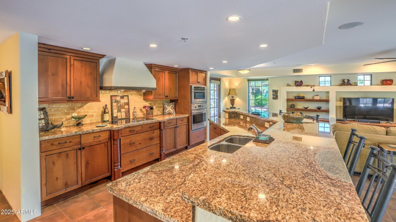 Breakfast bar