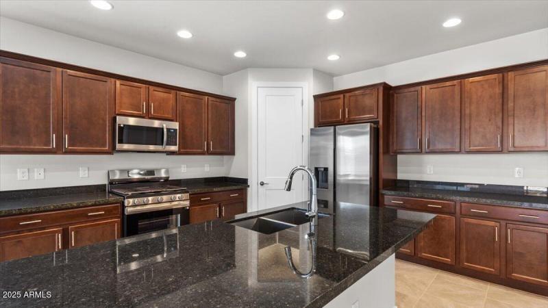 22-2530 N Pony Ln