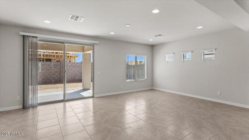 27-2530 N Pony Ln