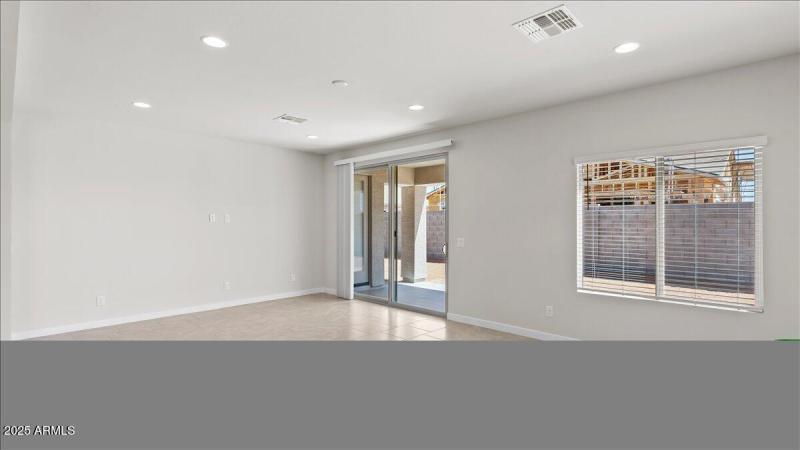 29-2530 N Pony Ln