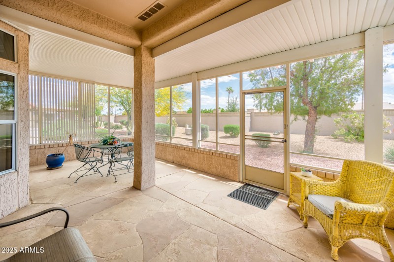 Screened in Porch
