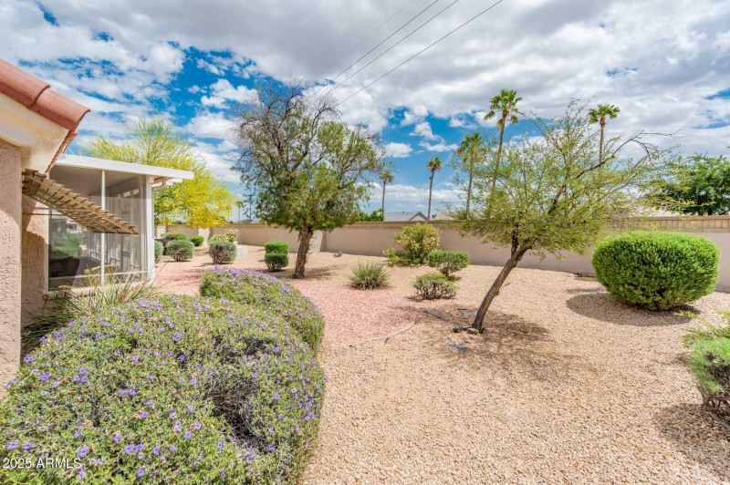 Large Lot 8200 sqft