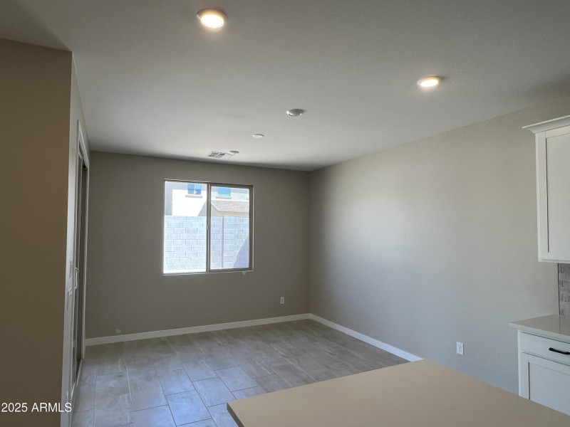 ELC Lot 64 - Dining