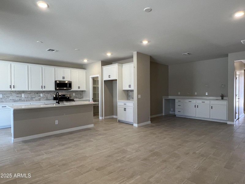 ELC Lot 64 - Great Room - Kitchen