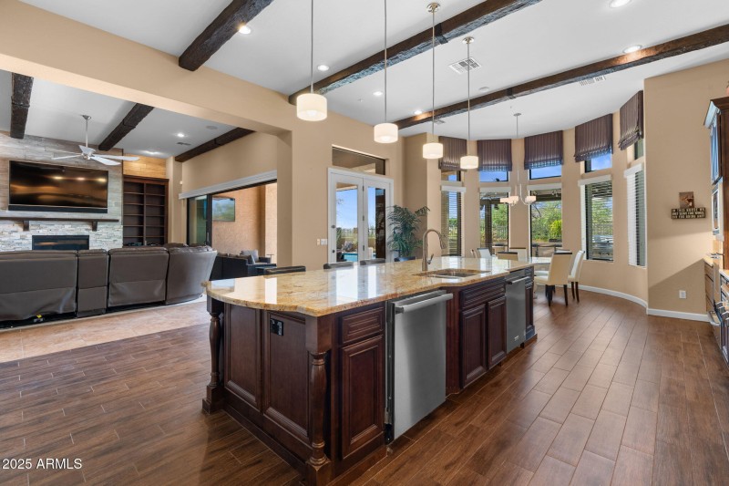 16-web-or-mls-2304-n-steele-cir