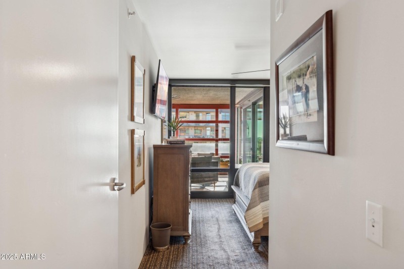 19-web-or-mls-4808-n-24th-st-1303