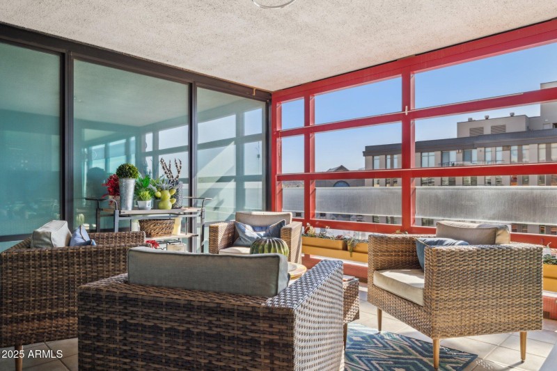 23-web-or-mls-4808-n-24th-st-1303