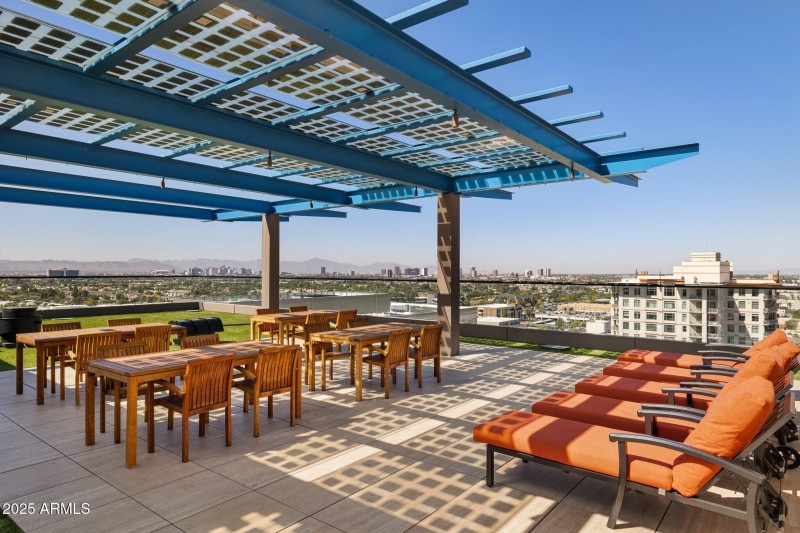 35-web-or-mls-4808-n-24th-st-1303