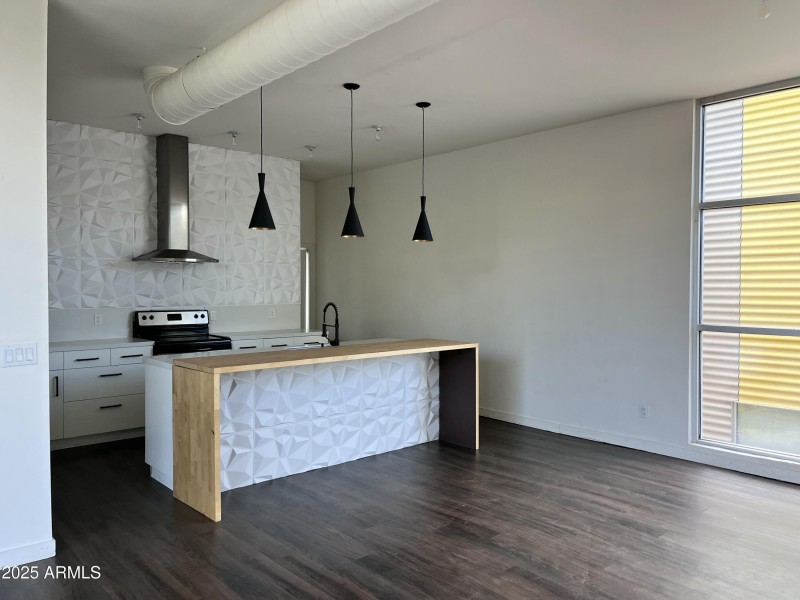 2ND FLOOR - KITCHEN