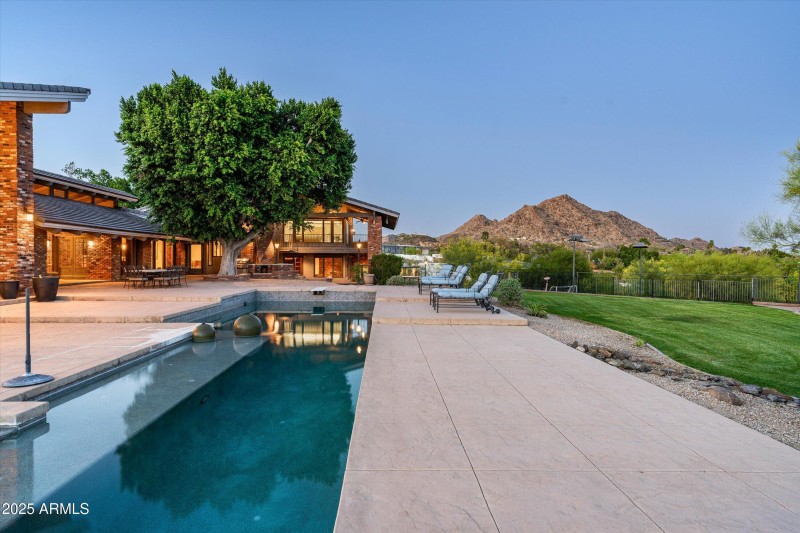 070-6830 N 46th Pl (70 of 102)