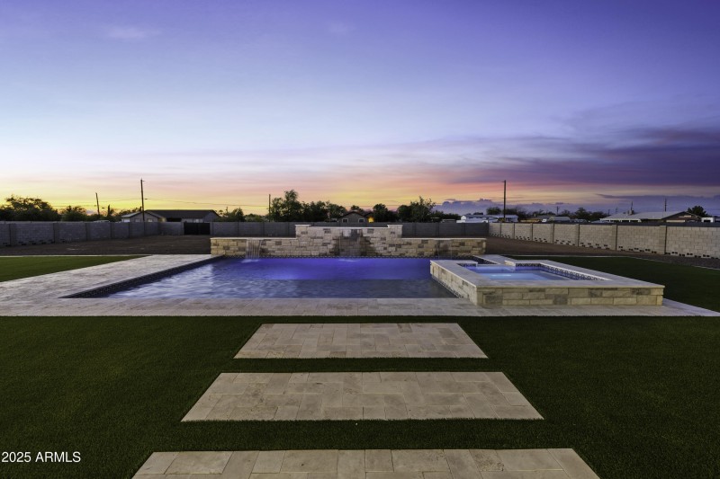 Pool 1