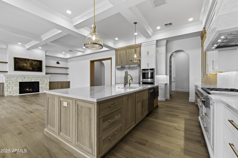 Kitchen 4