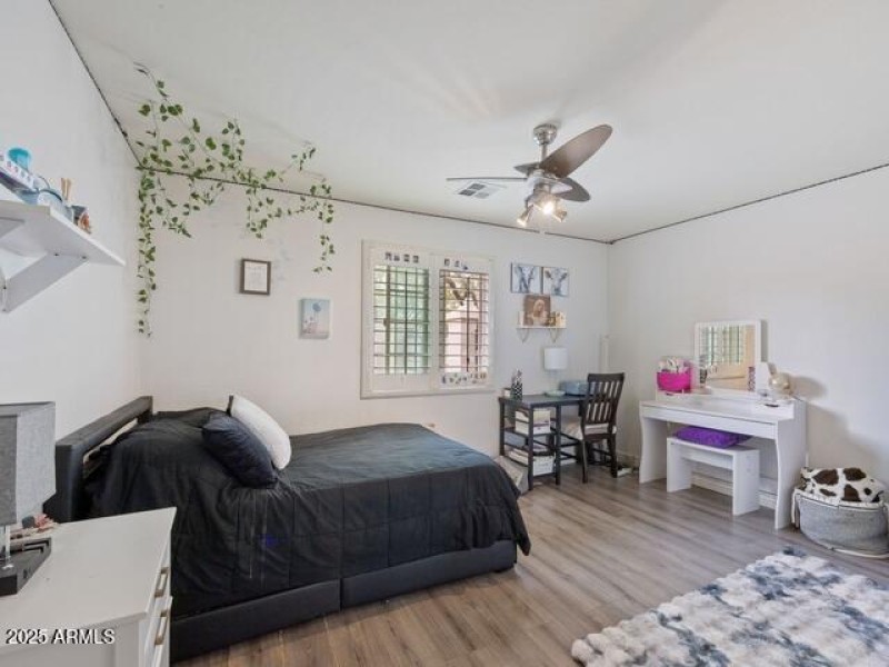 20405 N 42nd (5)