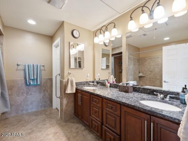 20405 N 42nd (10)