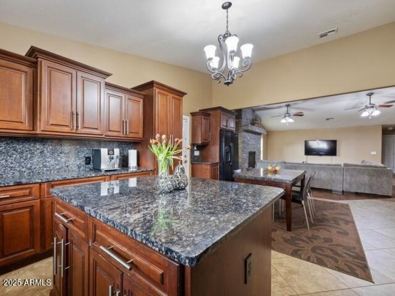 20405 N 42nd (20)