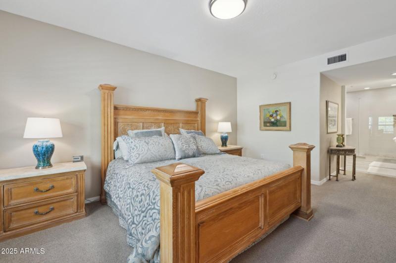 Primary Bedroom2