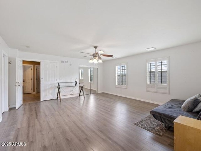 20405 N 42nd (9)