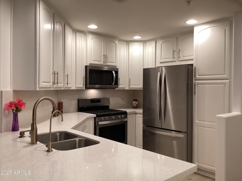 Sparklying Counter Tops