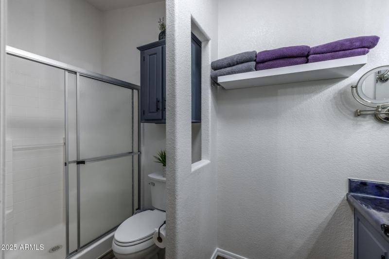 21-web-or-mls-8700 E University Dr 5109,