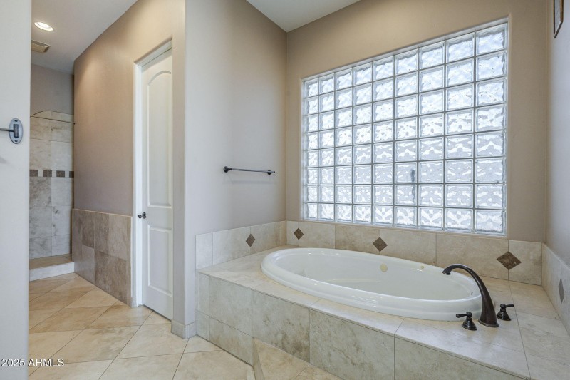 49-web-or-mls-195th-49
